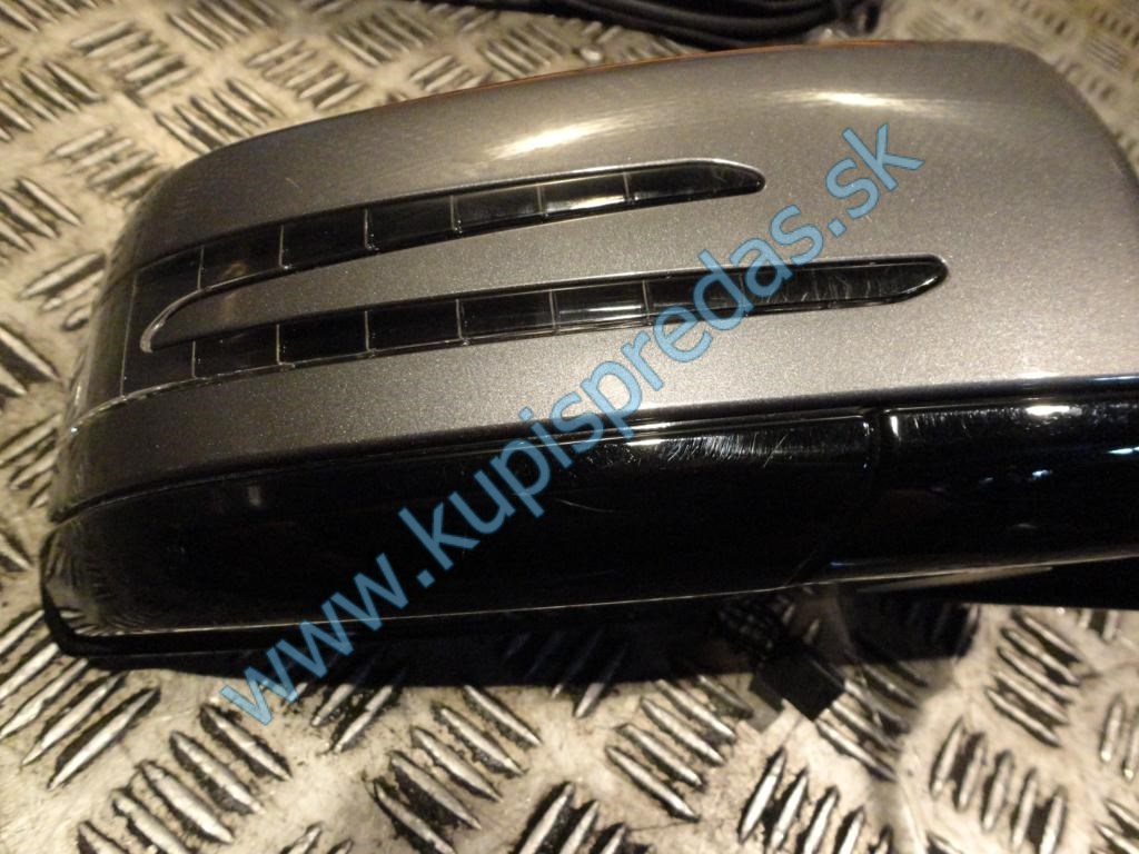 Spätné zrkadlo pravé MERCEDES E W207  